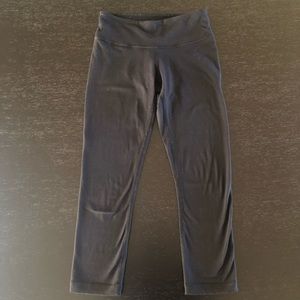 Lululemon Cropped Wunder Under Leggings